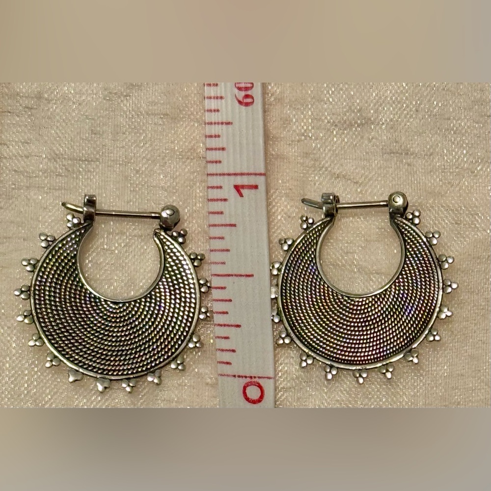 Earrings - sterling silver - circle - edgy - unique. Gently pre-loved -worn once - Picture 6 of 9